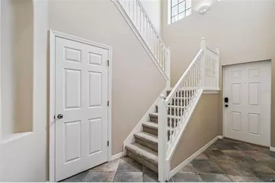 3330 Windsor Lake Circle, Sanford, FL 32773 - Photo 14