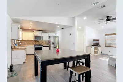 9737 Heatherwood Court, Orlando, FL 32825 - Photo 6