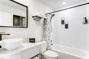 3022 W Frierson Ave, Tampa, FL 33614 - Photo 10