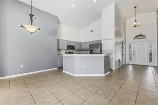 520 Hollingshead Loop, Davenport, FL 33896 - Photo 8