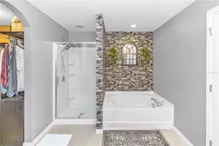 4510 Barbuda Dr, Tavares, FL 32778 - Photo 18