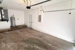 11 E Ella J Gilmore St, Apopka, FL 32703 - Photo 16