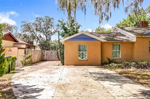 109 N Oakland St, Leesburg, FL 34748 - Photo 4