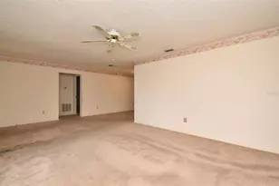 1045 Windbrook Dr, Deltona, FL 32725 - Photo 20