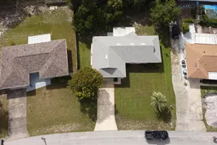 1045 Windbrook Dr, Deltona, FL 32725 - Photo 12