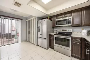 137 Olive Tree Cir, Altamonte Springs, FL 32714 - Photo 4