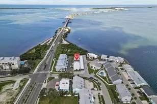 210 Bunkerhill Ln, Dunedin, FL 34698 - Photo 4