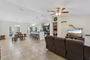 7042 SE 122nd Ln, Belleview, FL 34420 - Photo 2