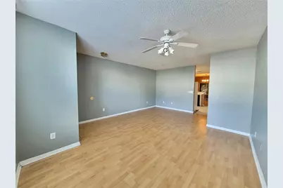 6549 Osprey Lake Circle, Riverview, FL 33578 - Photo 2