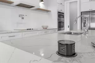 1217 Cloverlawn Ave, Orlando, FL 32806 - Photo 22