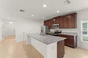 5583 Sabal Dr, Saint Cloud, FL 34771 - Photo 10