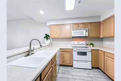 671 Sandy Neck Lane #102, Altamonte Springs, FL 32714 - Photo 8