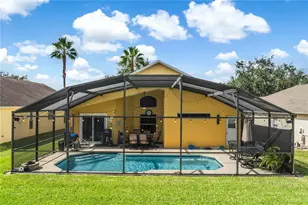 134 Langham Dr, Davenport, FL 33897 - Photo 2