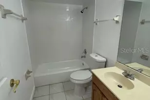 5466 Pine Creek Dr, Orlando, FL 32811 - Photo 4