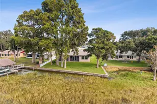 2635 Lake Eustis Dr, Tavares, FL 32778 - Photo 46