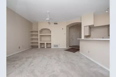 7330 Westpointe Boulevard #432, Orlando, FL 32835 - Photo 8