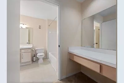 7330 Westpointe Boulevard #432, Orlando, FL 32835 - Photo 12