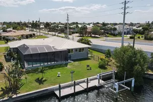 200 Belaire Ct, Punta Gorda, FL 33950 - Photo 2