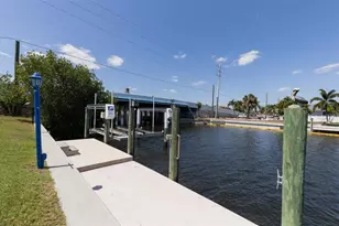 200 Belaire Ct, Punta Gorda, FL 33950 - Photo 30