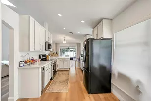 562 Pleasant Grove Dr, Winter Springs, FL 32708 - Photo 8