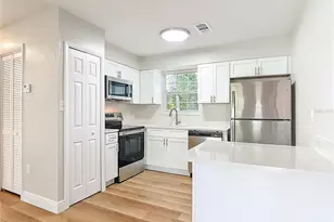 530 S Carpenter Ave, Orange City, FL 32763 - Photo 8