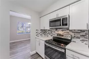 220 E Desoto St, Clermont, FL 34711 - Photo 12