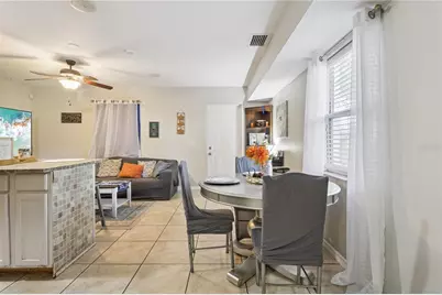 1074 Park Central Circle, Groveland, FL 34736 - Photo 6