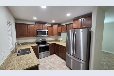 104 Augustus Point, Sanford, FL 32773 - Photo 2