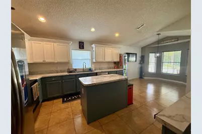 712 Spring Cavern Avenue, Orange City, FL 32763 - Photo 6