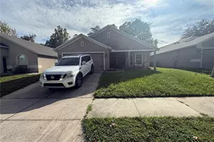 712 Spring Cavern Ave, Orange City, FL 32763 - Photo 2