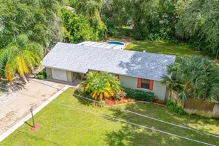 47 Amigos Rd, Debary, FL 32713 - Photo 1