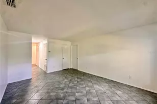 1432 Lantry Ct, Orlando, FL 32804 - Photo 2