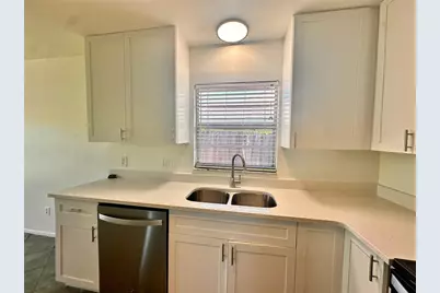 1432 Lantry Court, Orlando, FL 32804 - Photo 8