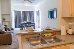 8820 Dunes Ct, Kissimmee, FL 34747 - Photo 4