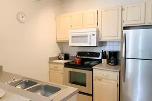 8820 Dunes Ct, Kissimmee, FL 34747 - Photo 2