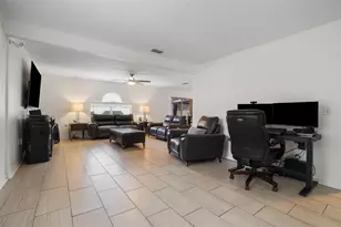 3020 Norvell Ct, Deltona, FL 32738 - Photo 12