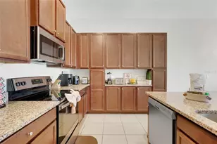 317 Captiva Dr, Davenport, FL 33896 - Photo 14