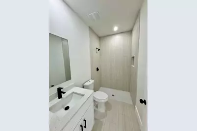 1041/1043 Albany Avenue, Lehigh Acres, FL 33971 - Photo 22