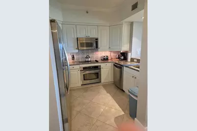 7593 Gathering Drive #301, Reunion, FL 34747 - Photo 6