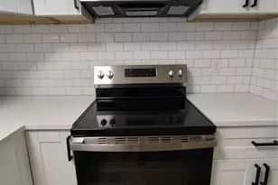 316 W Howry Ave, Deland, FL 32720 - Photo 4