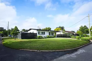 1400 Shady Ln Dr, Orlando, FL 32804 - Photo 1