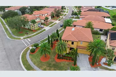 2806 Via Largo Court, Kissimmee, FL 34744 - Photo 40