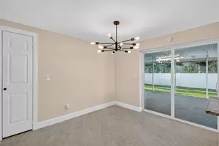 196 74th Ave NE, Saint Petersburg, FL 33702 - Photo 10
