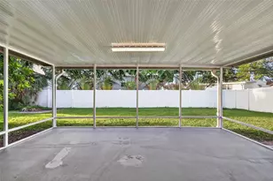 196 74th Ave NE, Saint Petersburg, FL 33702 - Photo 24