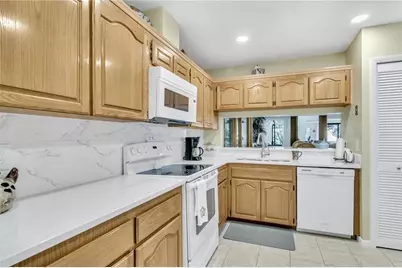 9 Escondido Circle #88, Altamonte Springs, FL 32701 - Photo 6