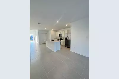 2217 Crown Rock Drive, Haines City, FL 33844 - Photo 4