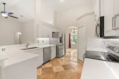 12807 Colonnade Circle, Clermont, FL 34711 - Photo 6