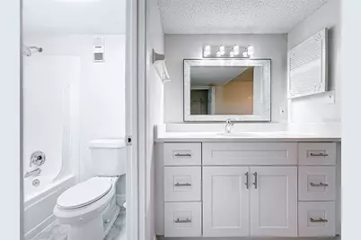 802 Sky Lake Circle #C, Orlando, FL 32809 - Photo 14