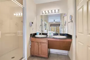 8101 Resort Village Dr, Orlando, FL 32821 - Photo 14