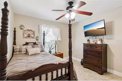 306 Medina Court, Kissimmee, FL 34758 - Photo 4